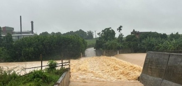 Cảnh báo lũ quét và sạt lở đất rất cao do xuất hiện mưa to tại 19 huyện ở miền Trung