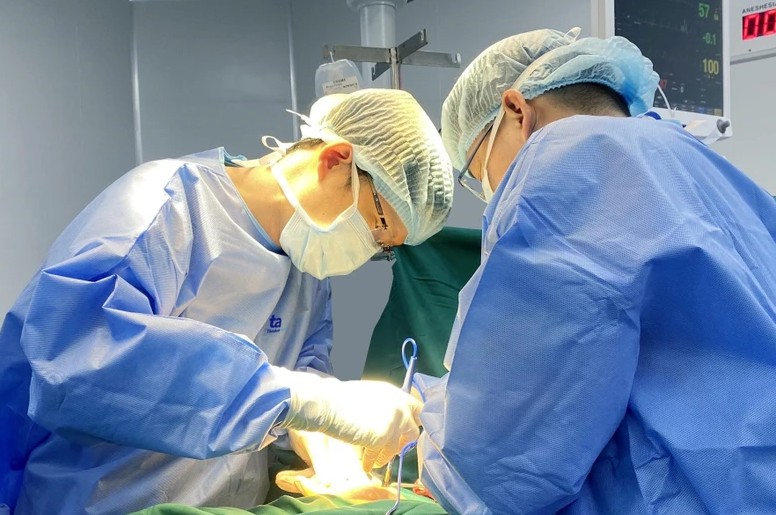 3 chị em ruột cùng mắc ung thư vú di truyền do đột biến gene BRCA2