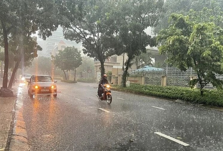 Mưa to ở Bắc Bộ, Thanh Hóa và Nghệ An có thể kéo dài vài ngày tới