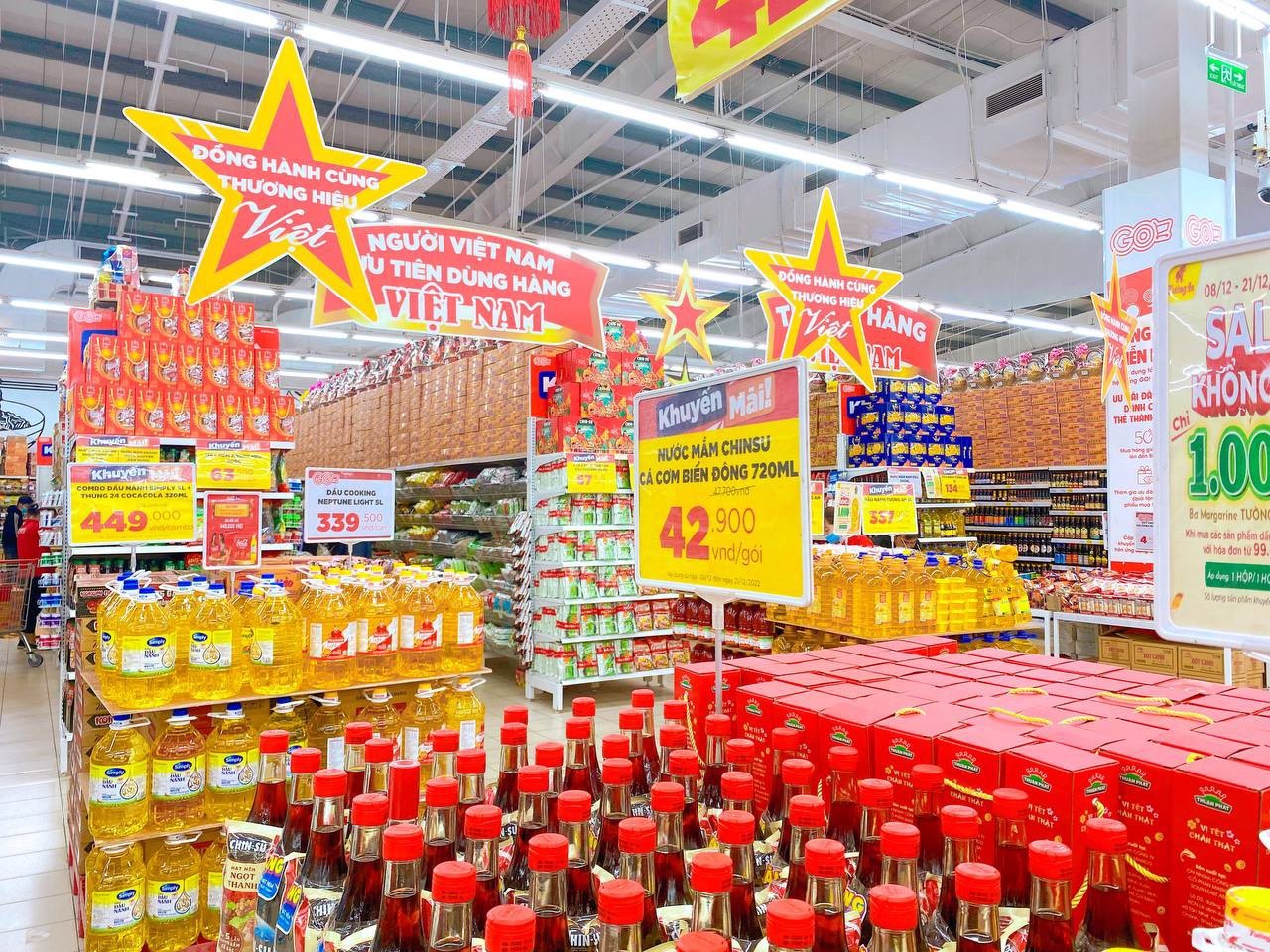 Người Việt ưu tiên dùng hàng Việt: “Lời kêu gọi từ trái tim” Người Việt ưu tiên dùng hàng Việt: “Lời kêu gọi từ trái tim”