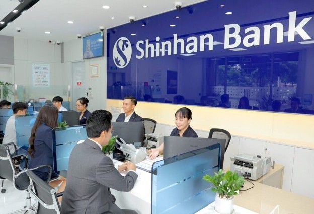 Shinhan Bank dồn dập huy động hàng nghìn tỷ đồng từ trái phiếu