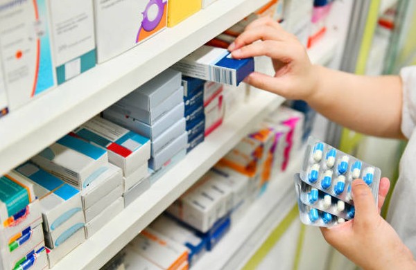 Sửa đổi Luật Dược: Cần kiểm soát để hạn chế việc tăng giá thuốc