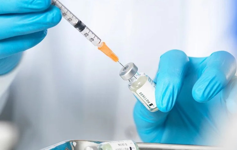 Phần Lan tiêm vaccine cúm gia cầm cho người