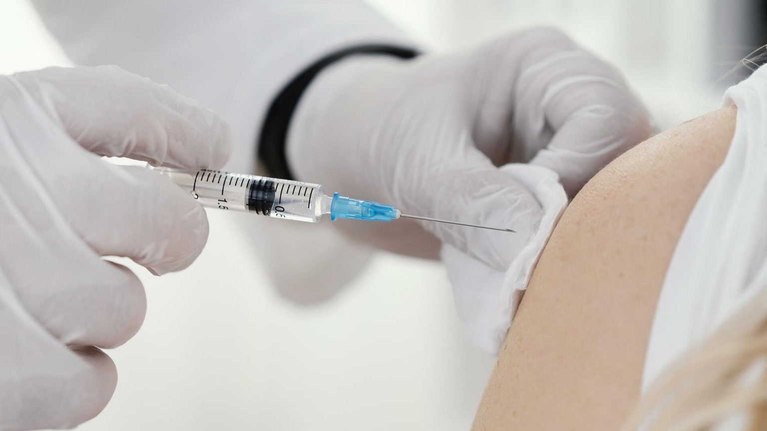 Phân bổ 10.000 liều vaccine phòng bệnh dại cho các địa phương miền núi
