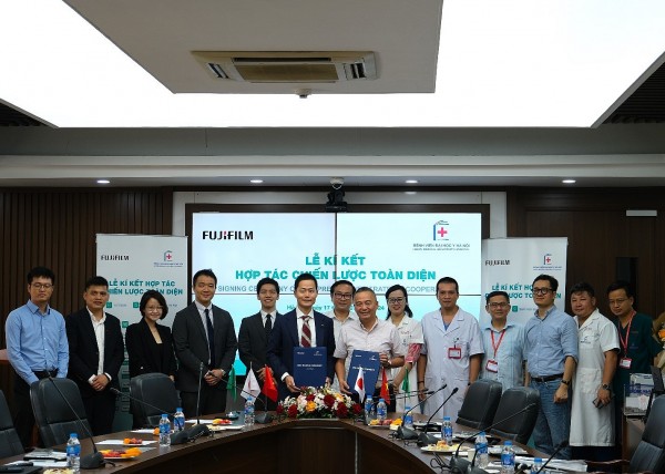 Lễ ký kết hợp tác chiến lược giữa Fujifilm và Đại học Y Hà Nội