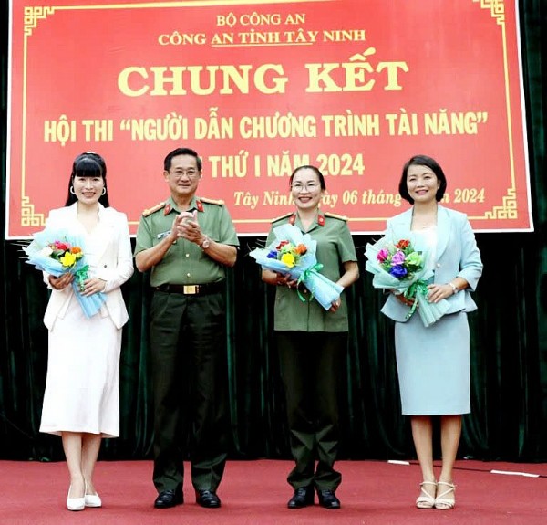 Công an tỉnh Tây Ninh tổ chức chung kết hội thi “Người dẫn chương trình tài năng” lần thứ nhất