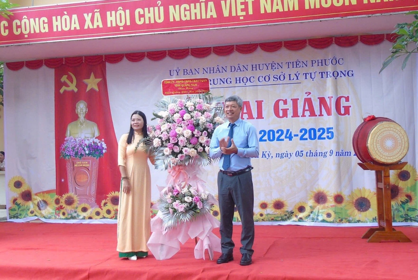 Hơn 372.000 học sinh Quảng Nam khai giảng năm học mới 2024 - 2025