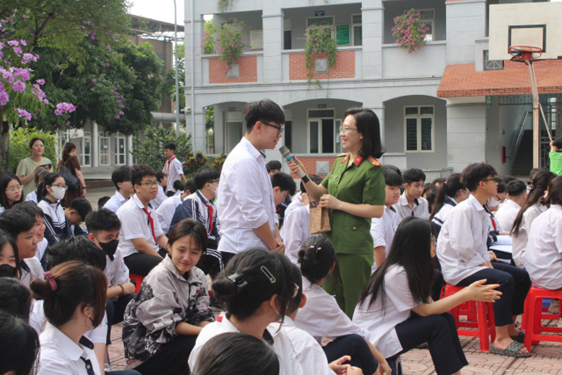 Hà Nội: Công an quận Bắc Từ Liêm tổng kết đợt cao điểm triển khai thực hiện Luật Căn cước