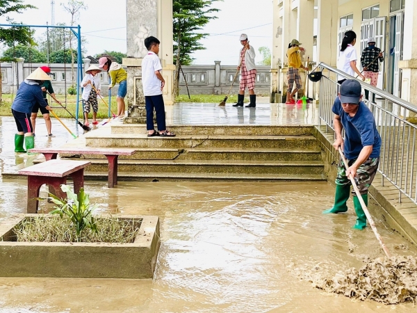 Bộ Y tế đề nghị các địa phương giám sát, xử lý dịch bệnh trong mưa lũ, ngập lụt