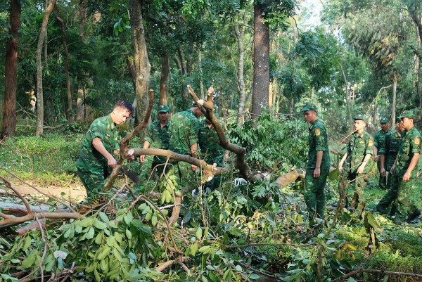 Sơn Tây tổng vệ sinh môi trường, khắc phục hậu quả bão số 3