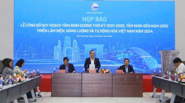 Bình Dương: Họp báo phấn đấu trở thành thành phố trực thuộc Trung ương đến năm 2030, tầm nhìn xa toàn diện của khu vực Đông Nam Á