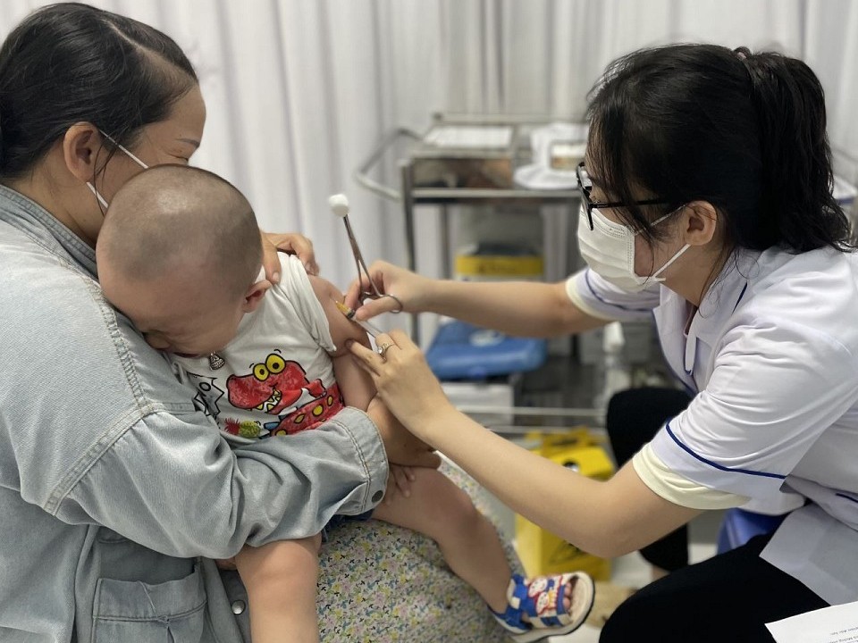 Hà Nội triển khai chiến dịch tiêm chủng vaccine phòng, chống dịch sởi