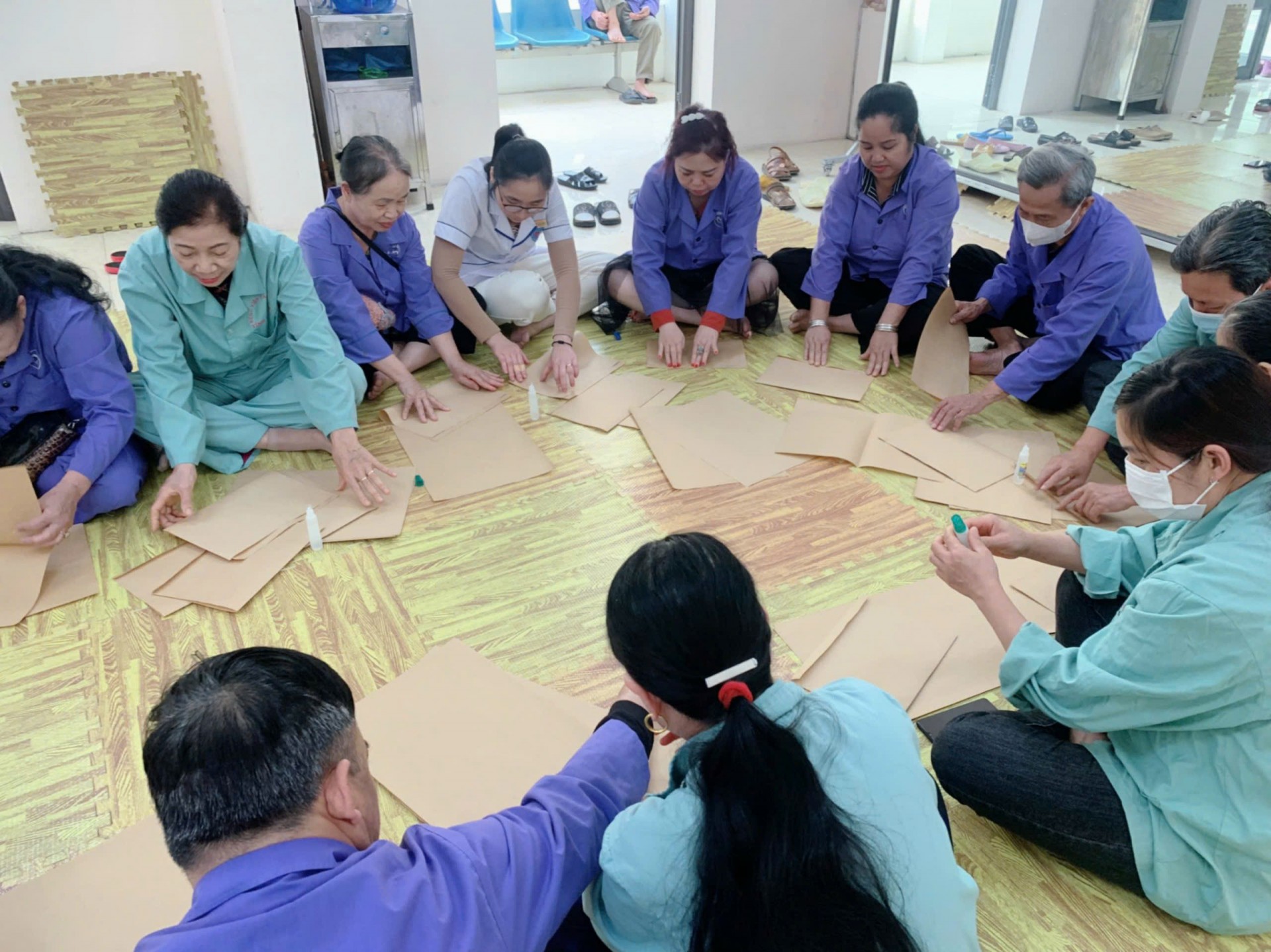 Chăm sóc sức khỏe tâm thần - Chìa khóa sống khỏe cho người cao tuổi