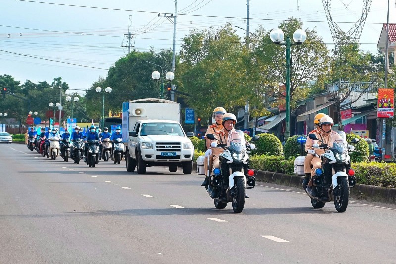 Đắk Nông ra quân dọn vệ sinh môi trường phòng chống sốt xuất huyết