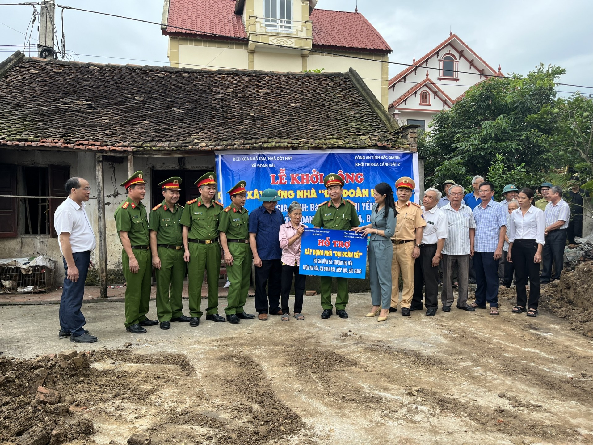 Toàn dân đoàn kết xây dựng đời sống văn hoá và công tác gia đình