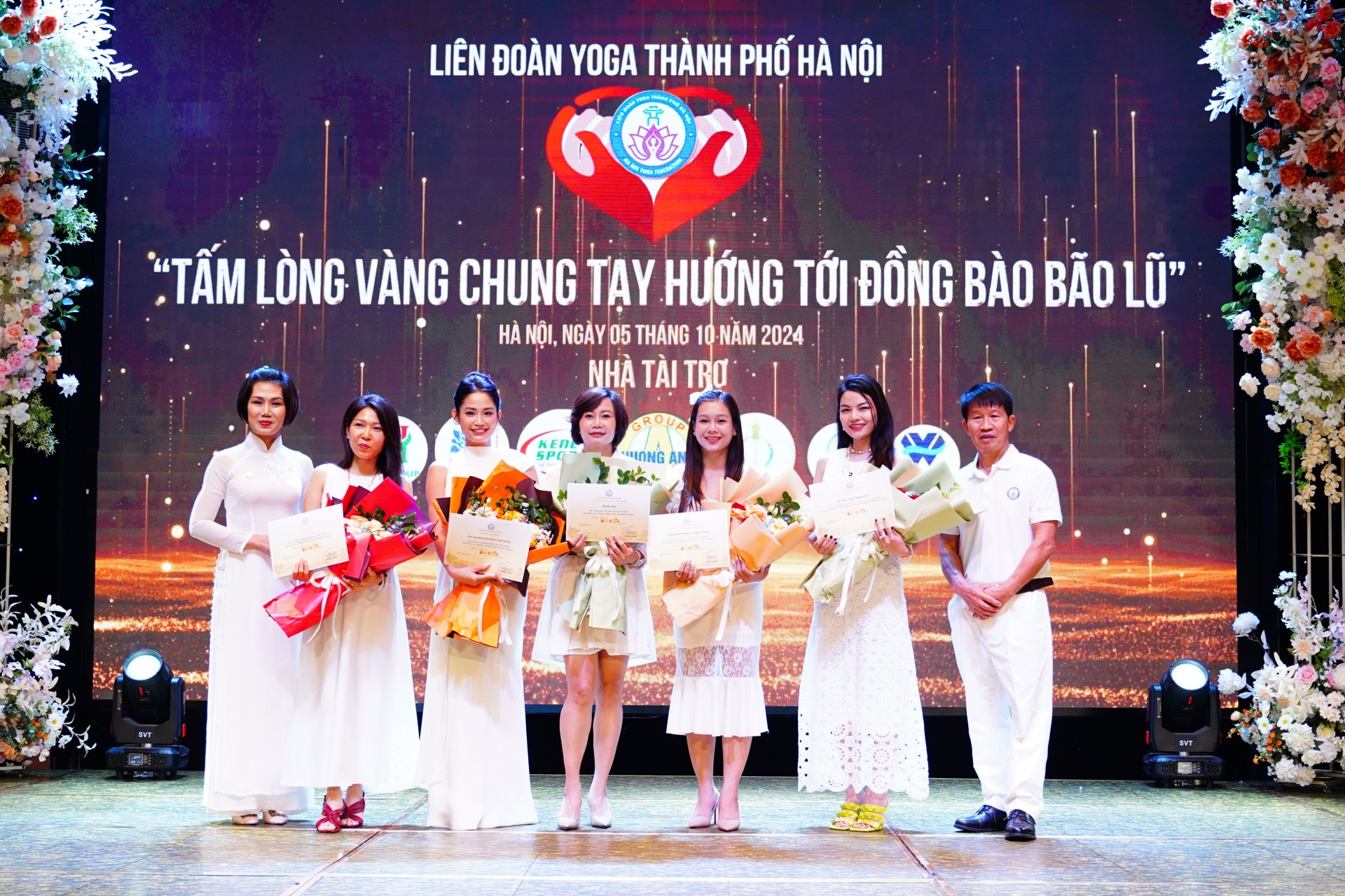 Gala Yoga Thu Hà Nội 2024: Tấm lòng vàng chung tay hướng tới đồng bào vùng bão lũ