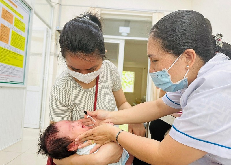 Triển khai vaccine Rota trong Chương trình tiêm chủng mở rộng