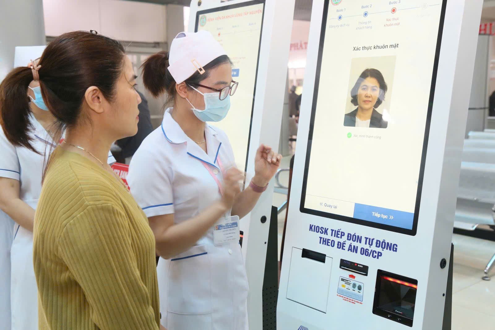 Kiosk y tế ứng dụng mang đến nhiều tiện ích cho người dân Kiosk y tế ứng dụng mang đến nhiều tiện ích cho người dân