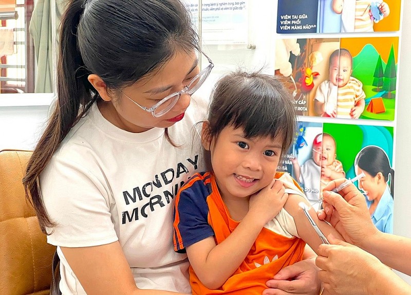 Hải Dương triển khai tiêm vaccine uốn ván, bạch hầu cho trẻ em 7 tuổi