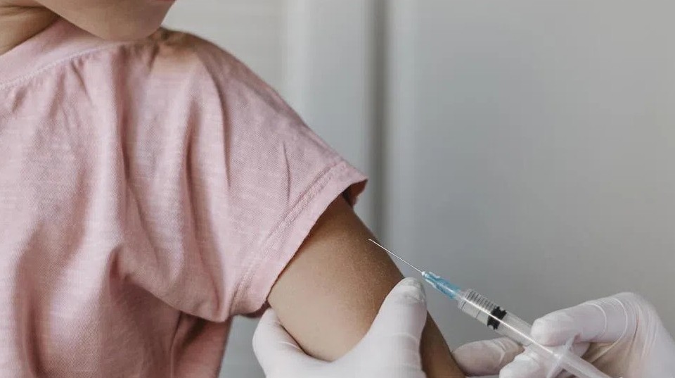 Hà Nội triển khai tiêm chủng vaccine phòng uốn ván - bạch hầu cho trẻ em