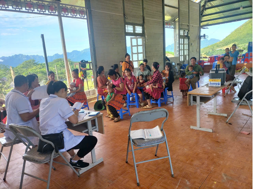 Trạm Y tế Mường Bang: Tăng cường tuyên truyền, giáo dục sức khỏe sinh sản cho nhân dân