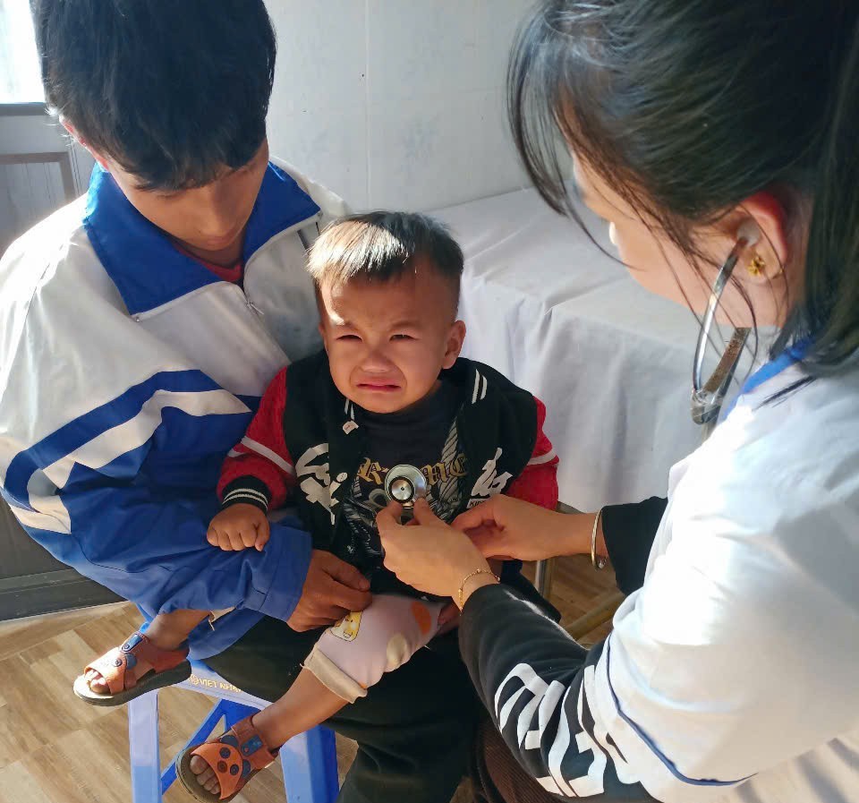 Trạm Y tế xã Suối Bau đảm bảo công tác chăm sóc sức khỏe cơ bản cho người dân