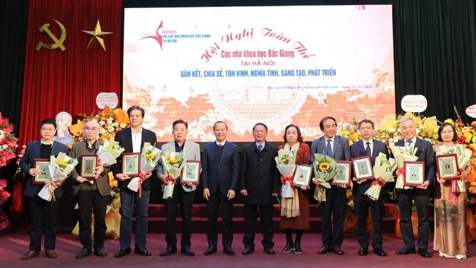 Quy tụ và tôn vinh các nhà khoa học quê hương Bắc Giang