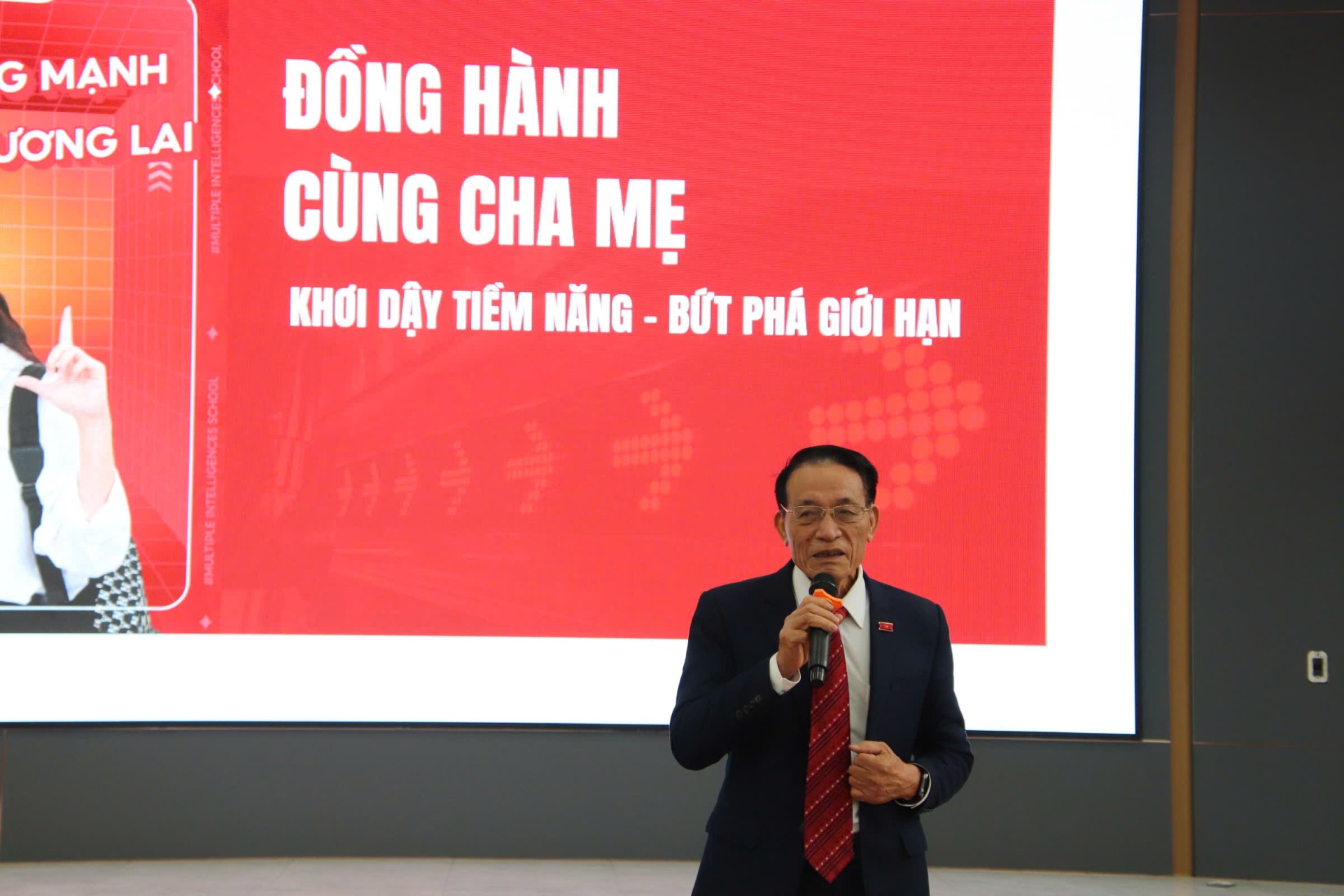 Hội thảo tuyển sinh 2025-2026: ‘Tư duy cùng thắng – Khai phóng tiềm năng’