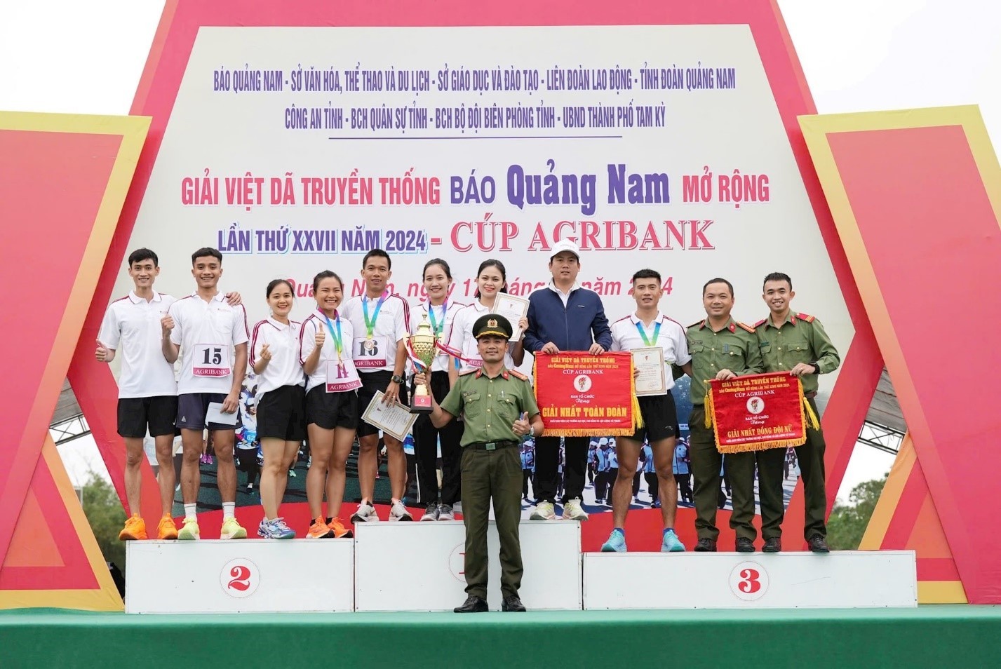 Gần 1.200 vận động viên tham gia tranh tài Giải Việt dã Báo Quảng Nam 2024