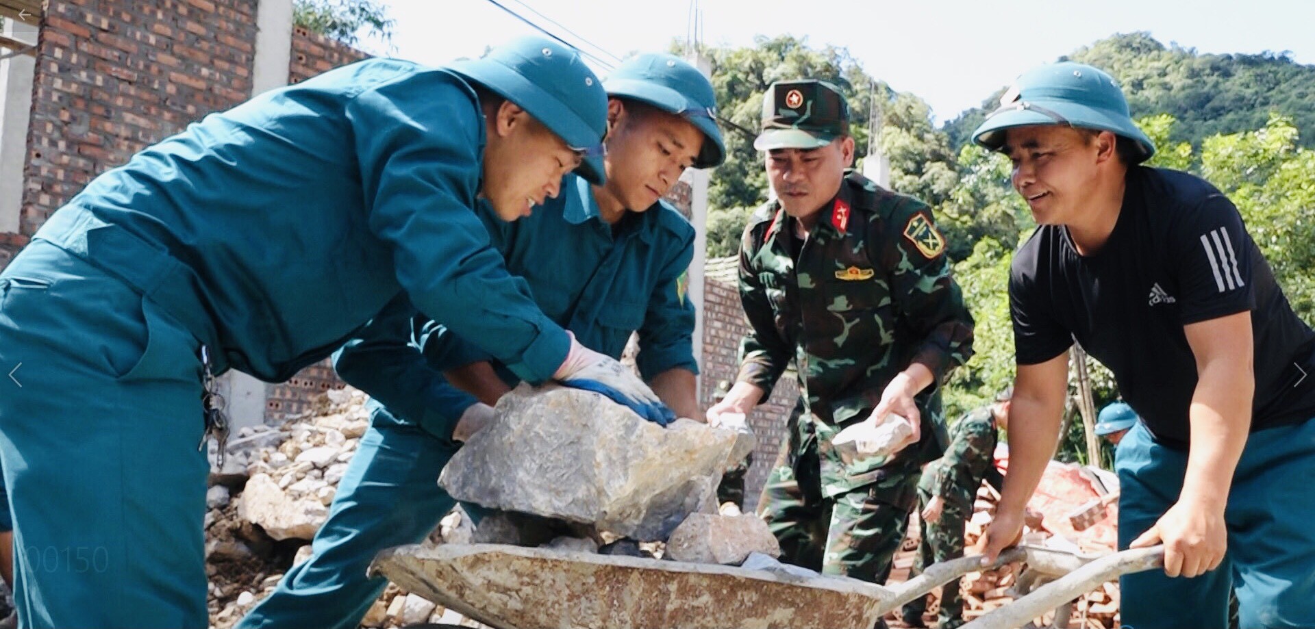 Tô thắm hình ảnh “Bộ đội Cụ Hồ” ở cực Bắc Tổ Quốc.