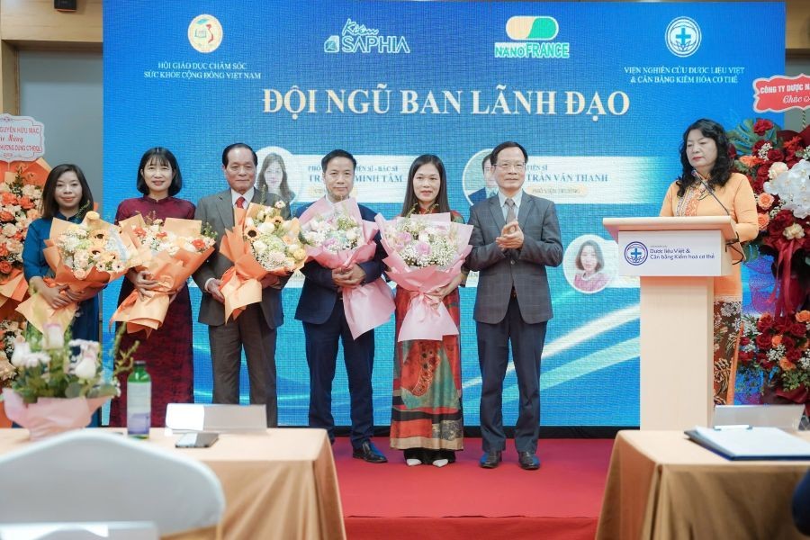 Bước chuyển mới của ngành dược liệu Việt Nam: Công bố sáng chế kiềm thảo dược