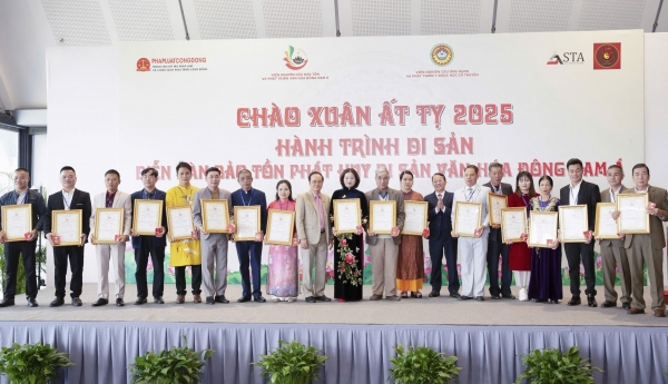 Tôn vinh các tổ chức, cá nhân tiêu biểu trong công cuộc bảo tồn, phát huy di sản Văn hóa Đông Nam Á