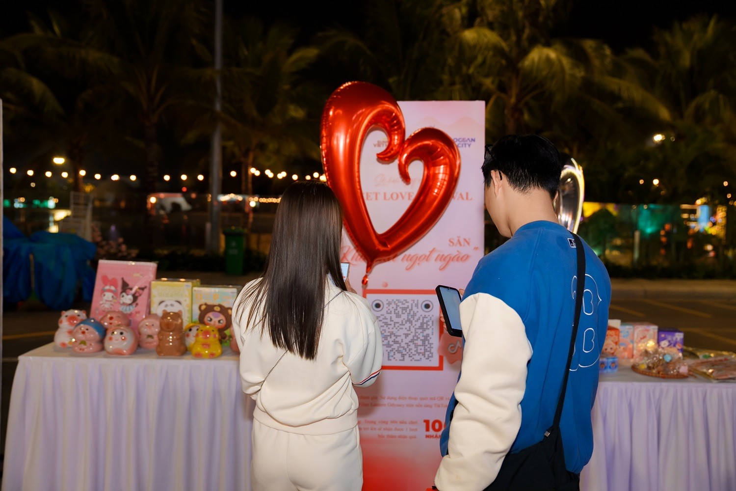 “Mảnh đất tình yêu” Ocean City đón nghìn cặp đôi trong ngày Lễ tình nhân 14/2 “Mảnh đất tình yêu” Ocean City đón nghìn cặp đôi trong ngày Lễ tình nhân 14/2