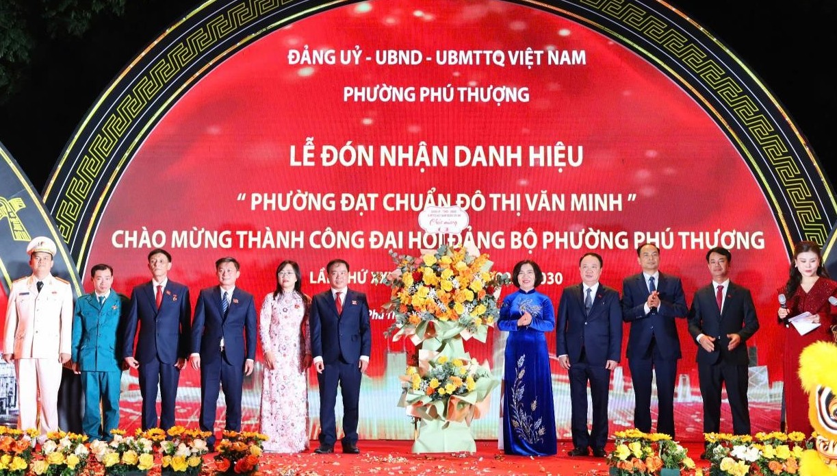 Quận Tây Hồ - Hà Nội: Phú Thượng vinh dự nhận danh hiệu "Phường đạt chuẩn đô thị văn minh"