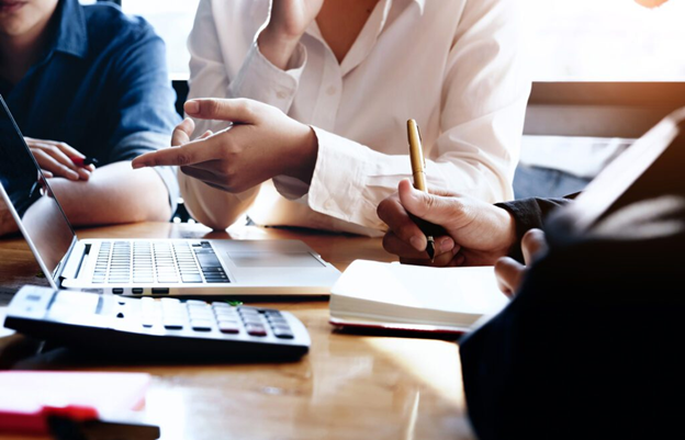 Kinh nghiệm là chìa khóa: Vì sao doanh nghiệp cần chuyên gia hỗ trợ ngay từ khi thành lập?