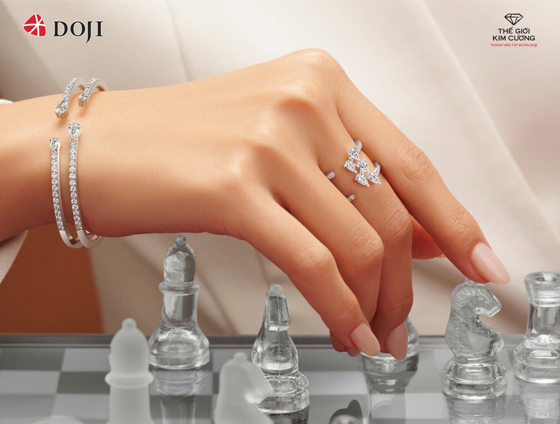 DOJI & Thế giới kim cương tôn vinh xu hướng đa phong cách của phái đẹp với ngàn ưu đãi ngày 8/3