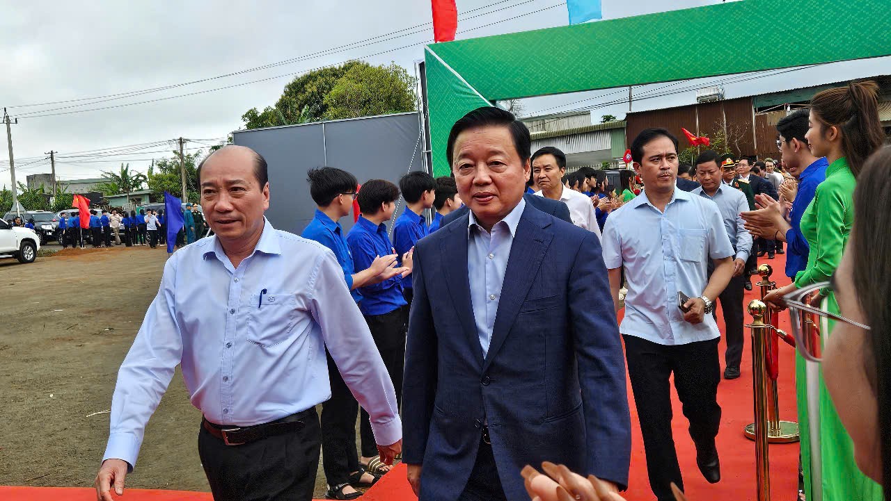 Đắk Lắk: Động thổ dự án đầu tư xây dựng và kinh doanh kết cấu hạ tầng Khu công nghiệp Phú Xuân Đắk Lắk: Động thổ dự án đầu tư xây dựng và kinh doanh kết cấu hạ tầng Khu công nghiệp Phú Xuân