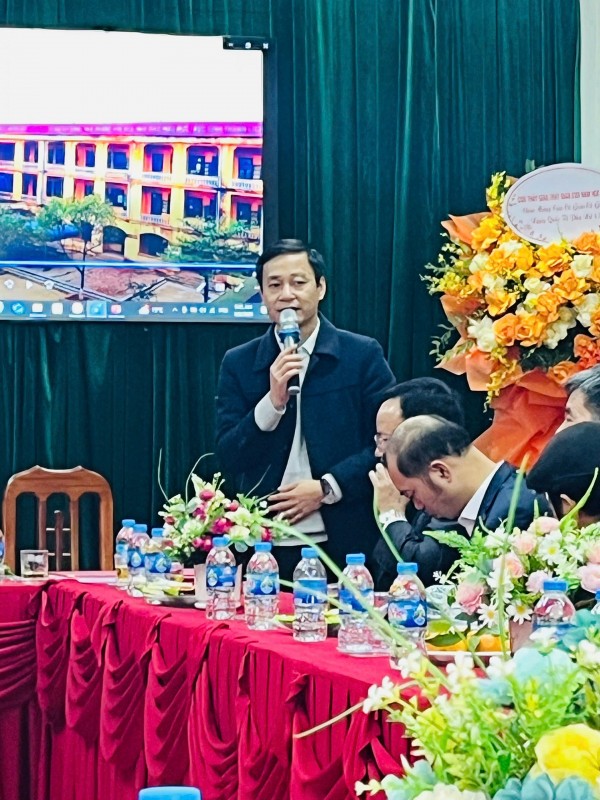 Trường PTTH Mỹ Đức C 40 năm xây dựng và trưởng thành Trường PTTH Mỹ Đức C 40 năm xây dựng và trưởng thành