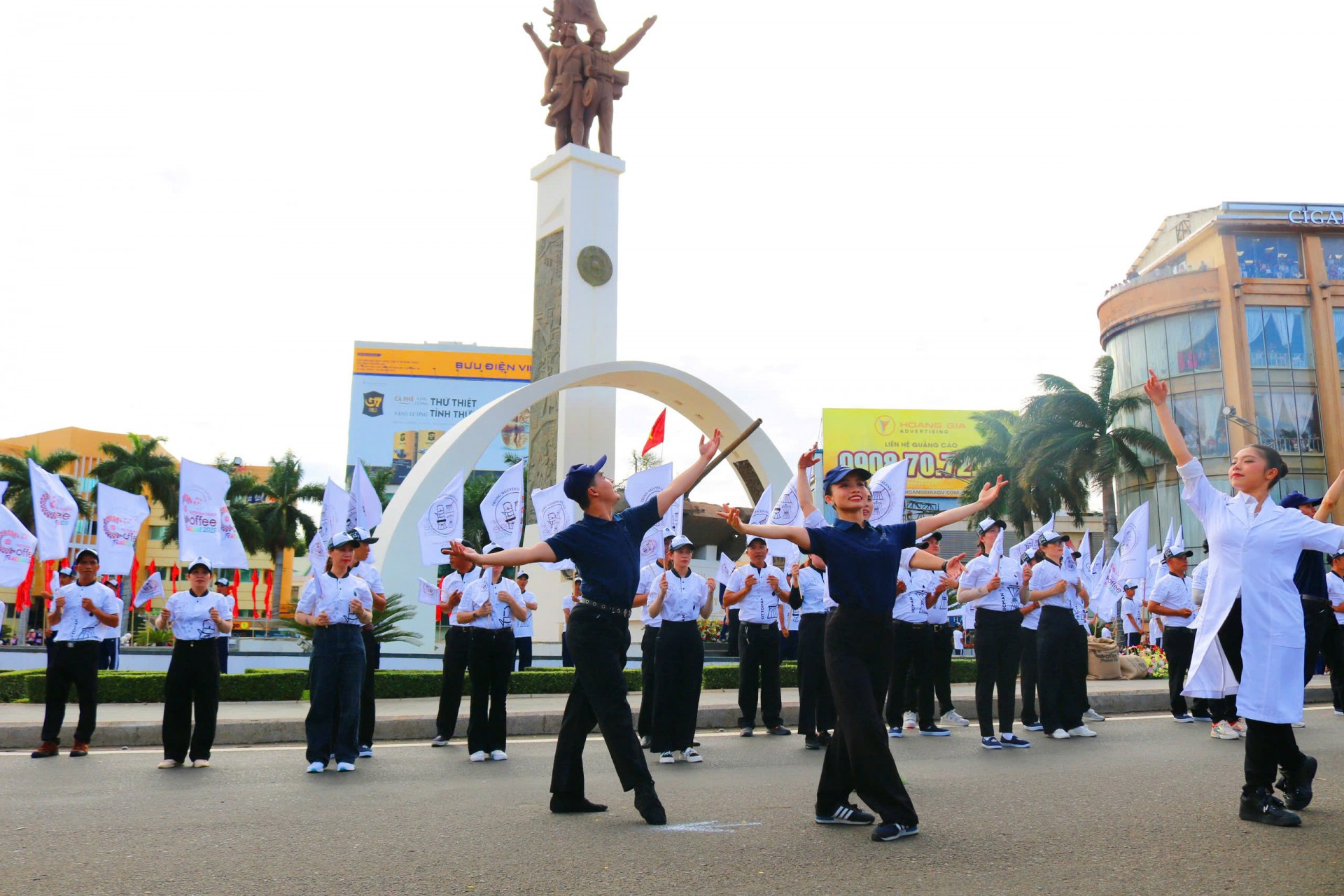 Lễ hội đường phố, nét đẹp đặc trưng văn hoá của vùng đất, con người Tây Nguyên