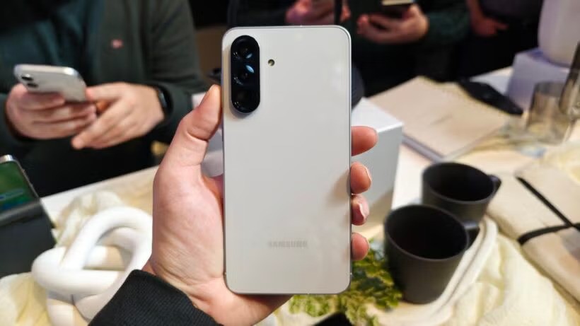 Exynos 1580 Con chip 4nm mạnh mẽ trên Galaxy A56 5G Exynos 1580 Con chip 4nm mạnh mẽ trên Galaxy A56 5G