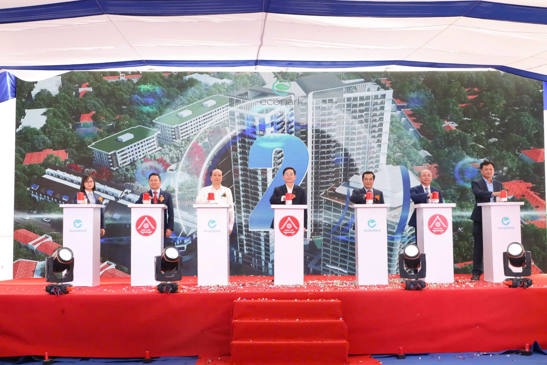 Khởi công Dự án Tổ hợp trung tâm thương mại, khách sạn, nhà ở tại số 02 Mai Hắc Đế