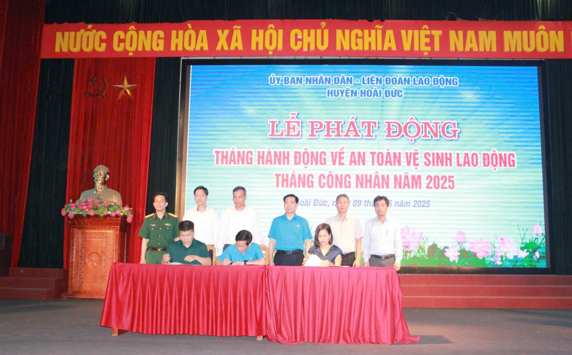 LĐLĐ huyện Hoài Đức (Hà Nội): Phát động Tháng hành động về An toàn   Vệ sinh lao động và Tháng Công nhân năm 2025