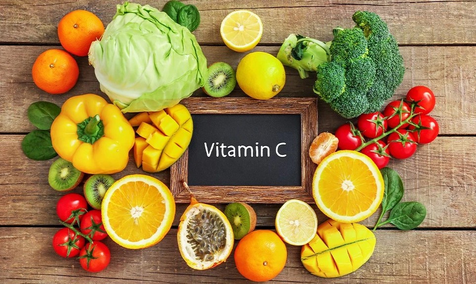 [Infographic] 6 thực phẩm thiên nhiên giàu vitamin C hơn cam