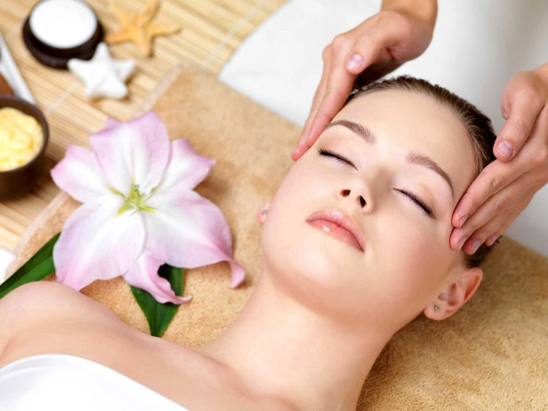 Hướng dẫn cách massage đầu giúp giảm đau đầu hiệu quả, nhanh chóng