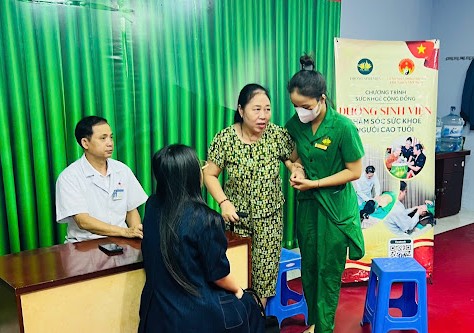 Chăm sóc sức khỏe cộng đồng tại KĐT Thanh Hà: Khi yêu thương được trao từ những điều giản dị nhất