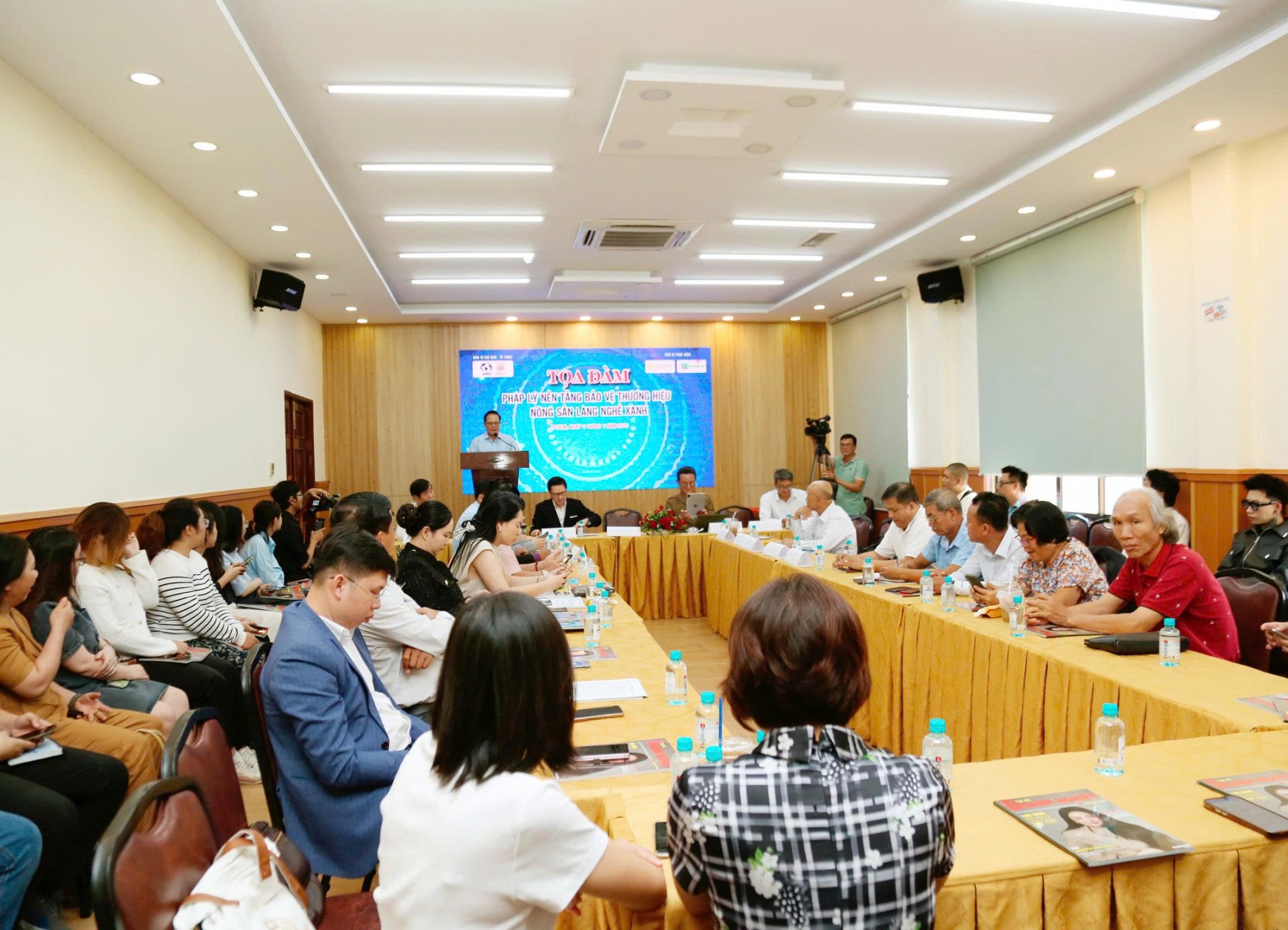Thương hiệu làng nghề - nông sản xanh: Yếu tố sống còn trong thời hội nhập Thương hiệu làng nghề - nông sản xanh: Yếu tố sống còn trong thời hội nhập