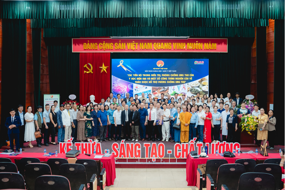 Dưỡng Sinh Viện tham dự Hội thảo Khoa học về Phòng chống ung thư và ứng dụng Nam y trong điều trị Dưỡng Sinh Viện tham dự Hội thảo Khoa học về Phòng chống ung thư và ứng dụng Nam y trong điều trị