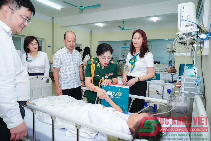 Giai điệu yêu thương giữa lòng Bệnh viện Quân y 354: “Mang âm nhạc đến Bệnh viện” số 220 chạm tới trái tim