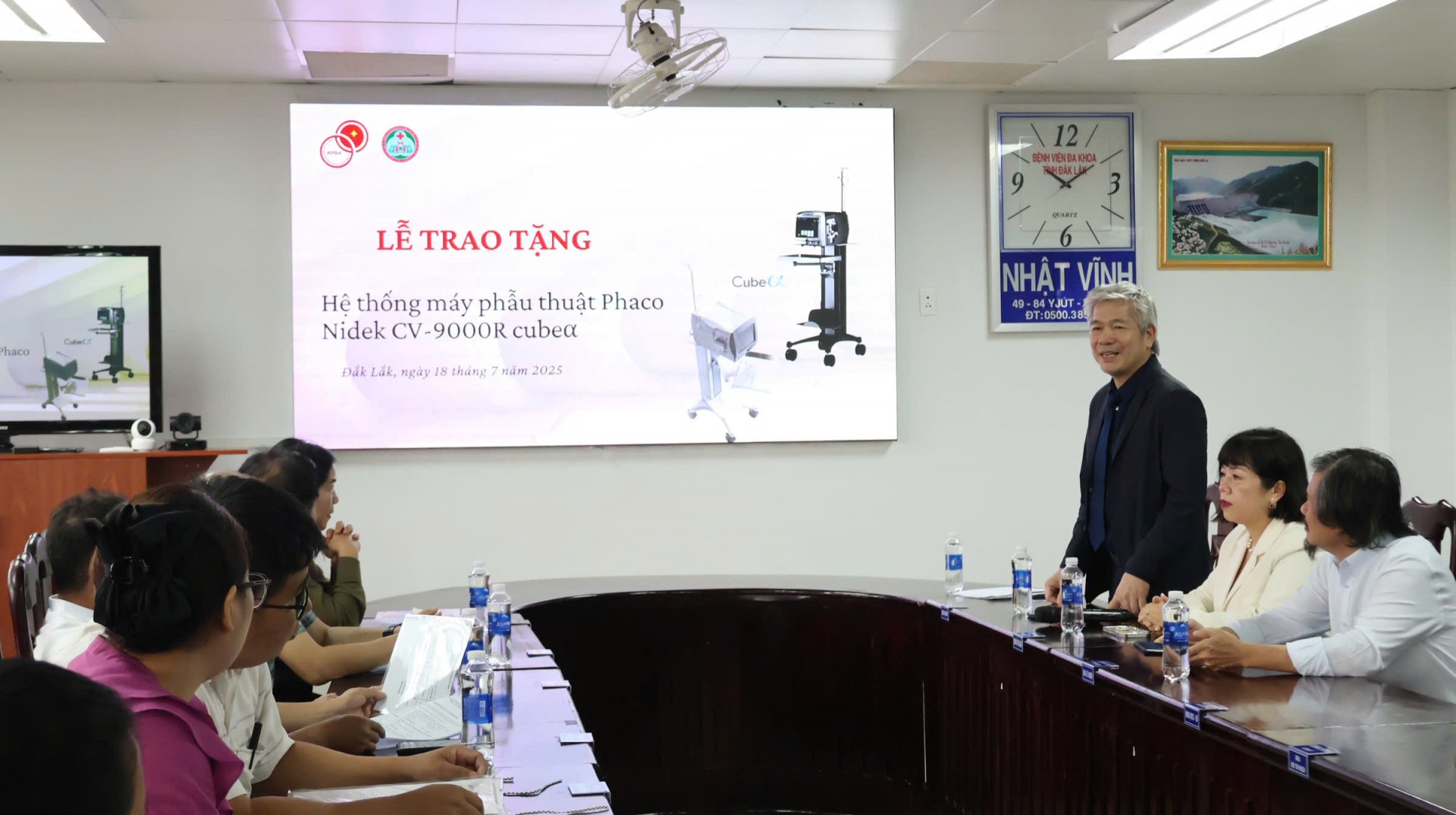 Tổ chức phòng chống mù lòa Châu Á (APBA) trao tặng máy phẫu thuật Phaco Nidek CV-9000R Cube alpha cho Bệnh viện Đa khoa vùng Tây Nguyên Tổ chức phòng chống mù lòa Châu Á (APBA) trao tặng máy phẫu thuật Phaco Nidek CV-9000R Cube alpha cho Bệnh viện Đa khoa vùng Tây Nguyên