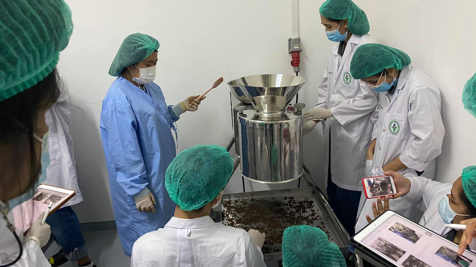 Châu Á nâng tầm y học cổ truyền: Bài học chiến lược cho Việt Nam